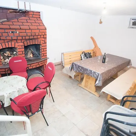 House بيت للعطل Risovac